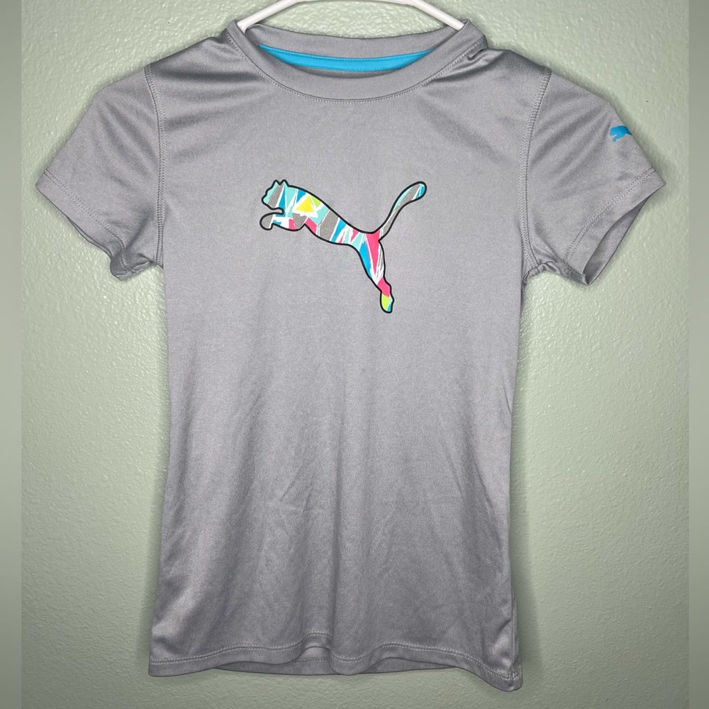 Puma girls Gray T-shirt Size M